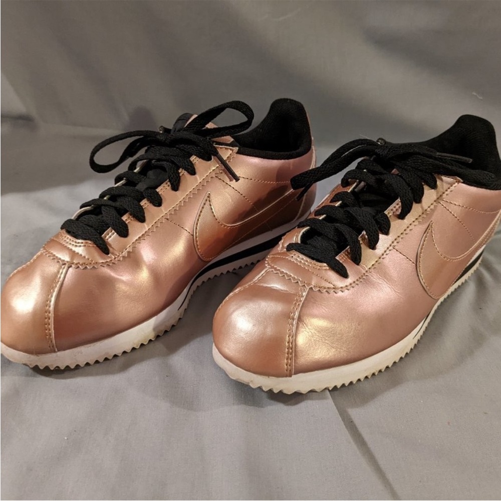 Nike Classic Cortez sneakers (bronze; US 9)